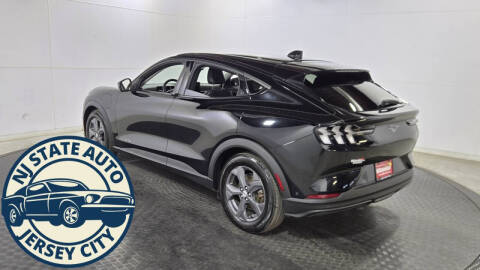 2021 Ford Mustang Mach-E Select