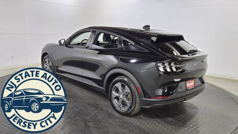 2021 Ford Mustang Mach-E Select