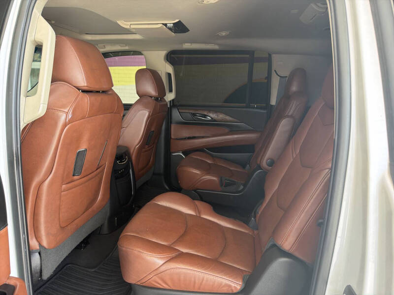2019 Cadillac Escalade ESV Luxury