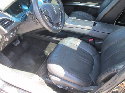 2014 Lincoln MKZ