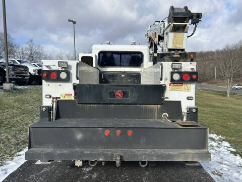 2006 Peterbilt 335 Mechanic's Truck