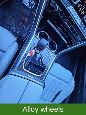 2022 BMW M8 Competition