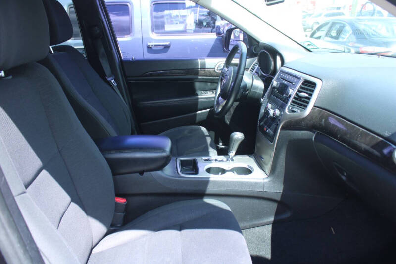 2013 Jeep Grand Cherokee Laredo