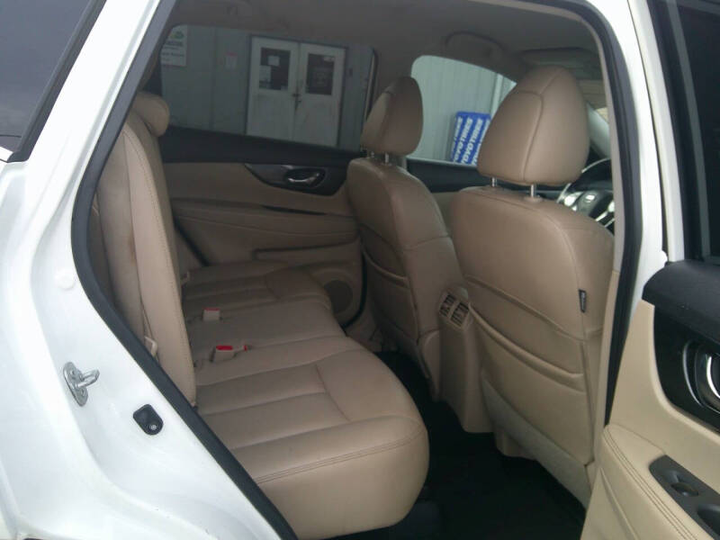 2016 Nissan Rogue SL