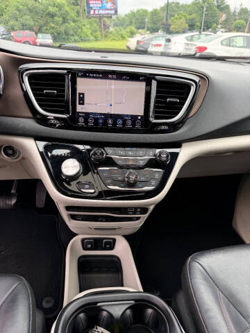 2019 Chrysler Pacifica Touring L Plus