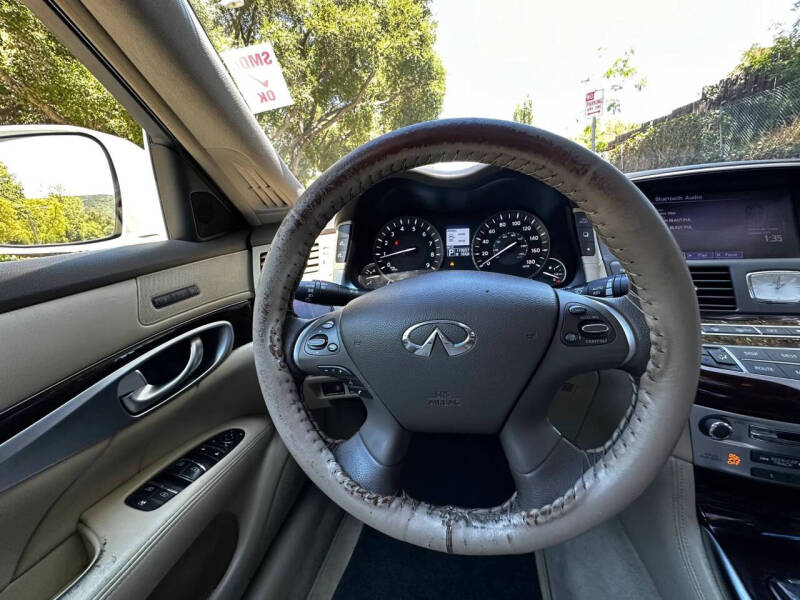 2013 Infiniti M37