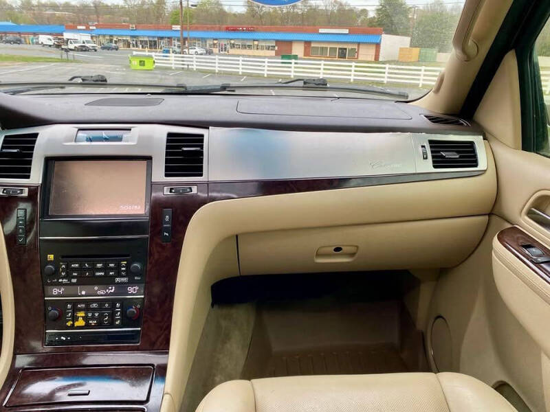 2013 Cadillac Escalade Luxury