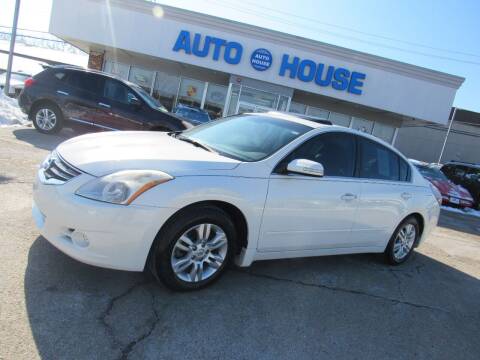 2012 Nissan Altima for sale at Auto House Motors in Downers Grove IL