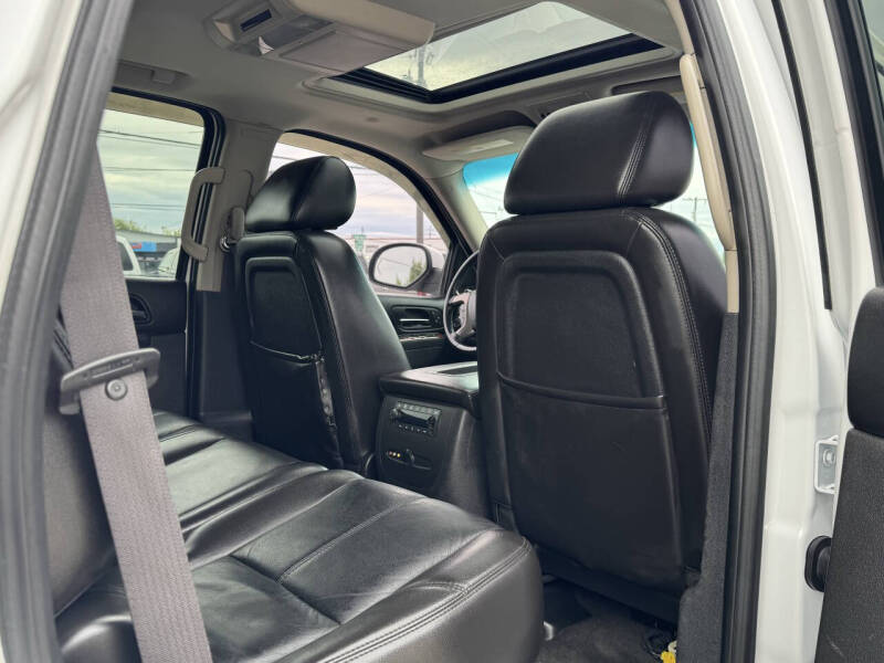 2011 GMC Yukon SLT