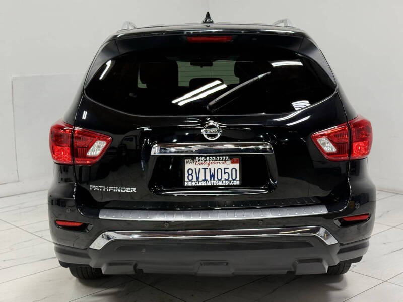 2020 Nissan Pathfinder S