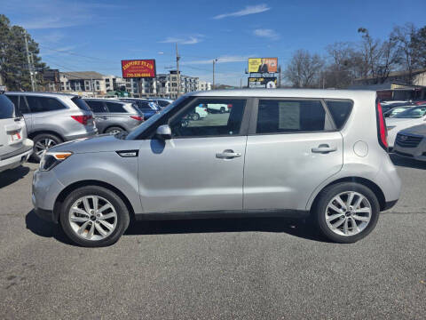 2018 Kia Soul +