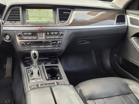 2015 Hyundai Genesis