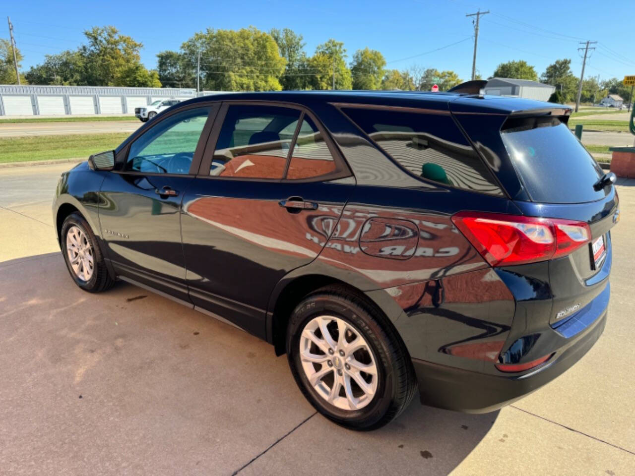 2020 Chevrolet Equinox for sale at Illinois Auto Wholesalers in Tolono, IL