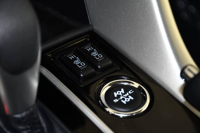 2024 Mitsubishi Eclipse Cross LE