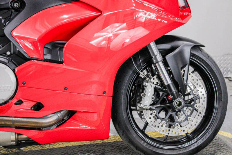 2020 Ducati Panigale V2