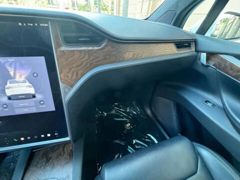 2018 Tesla Model X 75D