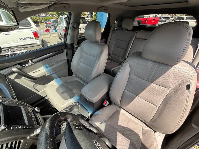 2011 Kia Sorento SX