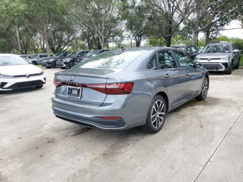 2025 Volkswagen Jetta SE