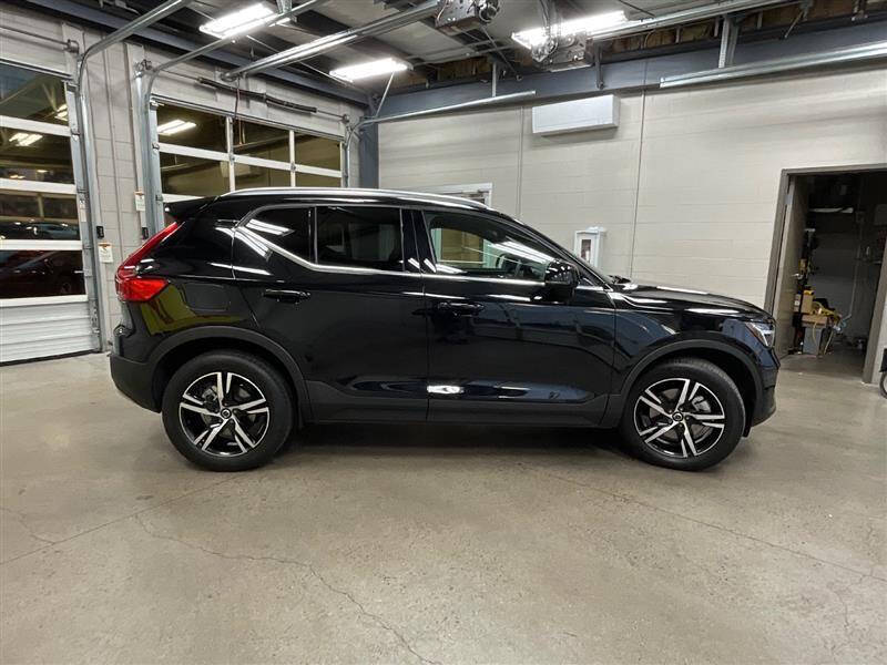 2024 Volvo XC40