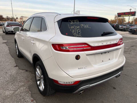 2019 Lincoln MKC Select