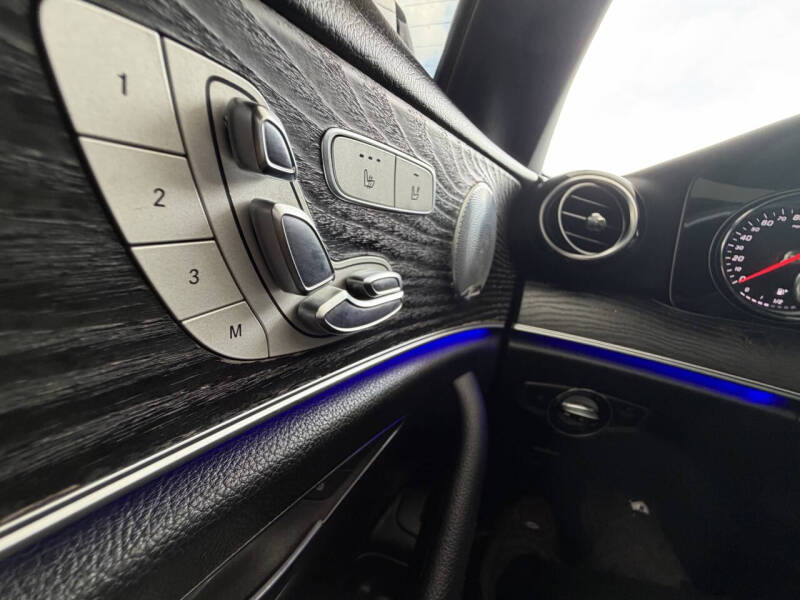 2019 Mercedes-Benz E-Class E 300