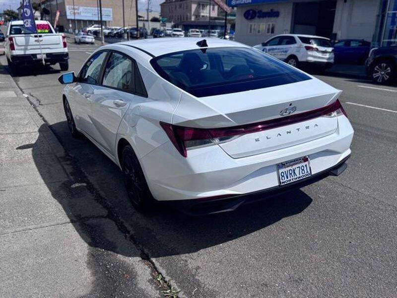 2021 Hyundai Elantra