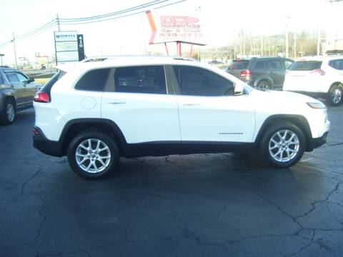 2014 Jeep Cherokee for sale at Patricks Car & Truck in Whiteland IN
