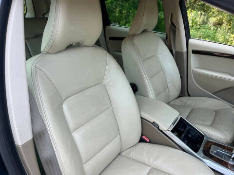 2012 Volvo XC70