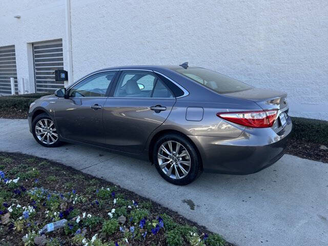 2017 Toyota Camry Hybrid