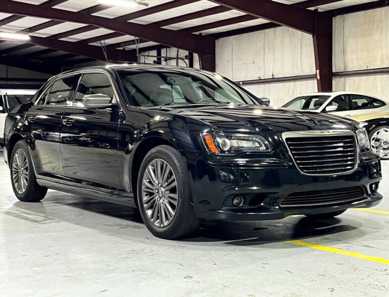 2014 Chrysler 300 C John Varvatos Limited Edition