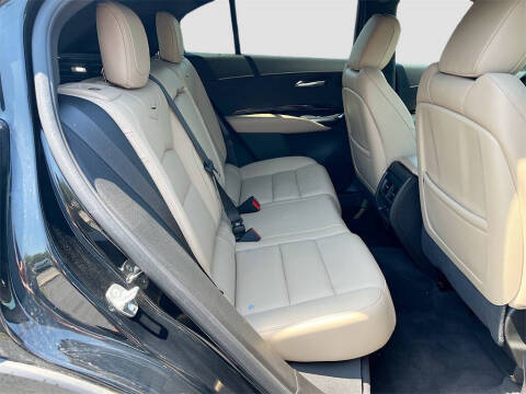 2024 Cadillac XT4 Luxury