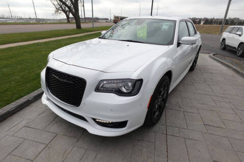 2023 Chrysler 300 Touring L