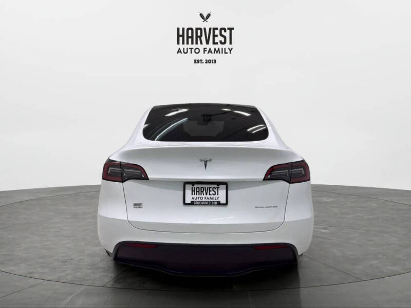 2024 Tesla Model Y Long Range