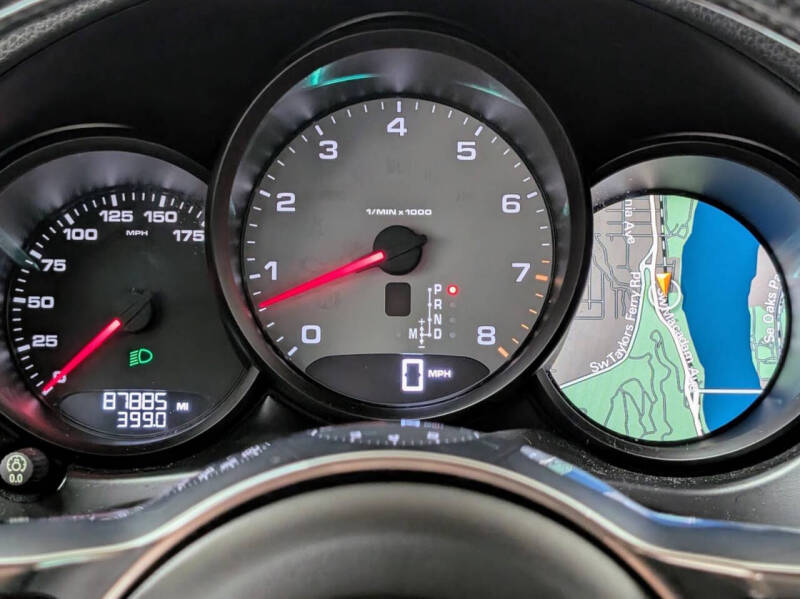 2015 Porsche Macan S