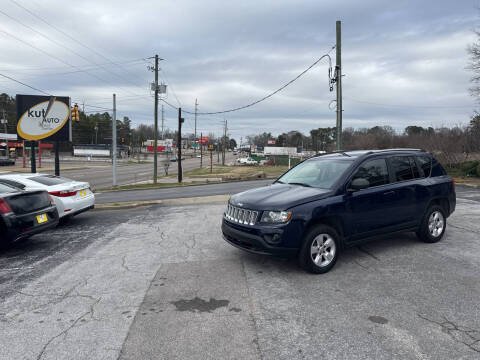 2017 Jeep Compass for sale at KUT AUTO in Birmingham AL