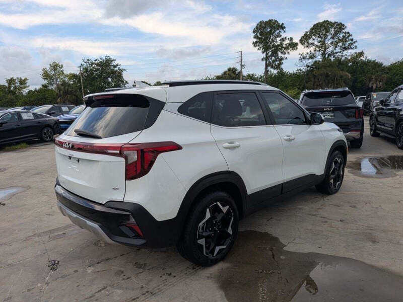 2025 Kia Seltos EX