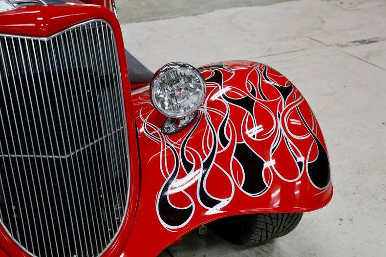 1934 Ford 3 Window Coupe