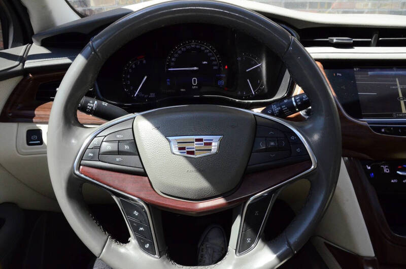 2017 Cadillac XT5 Premium Luxury