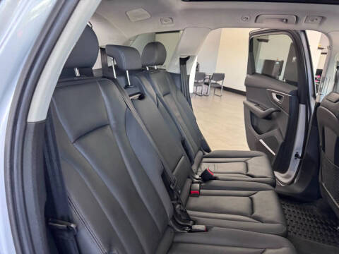 2022 Audi Q7 quattro Premium Plus 55 TFSI