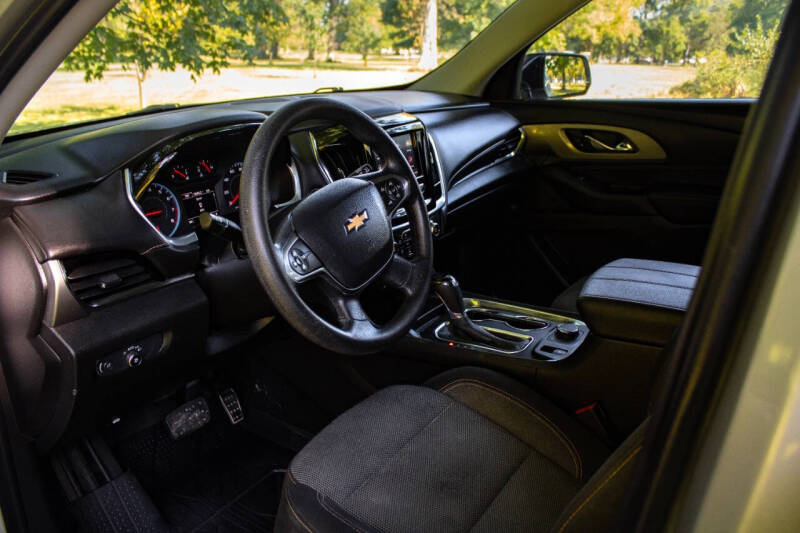 2020 Chevrolet Traverse LS
