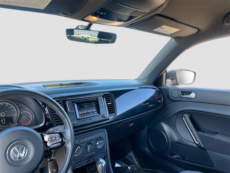 2017 Volkswagen Beetle 1.8T S