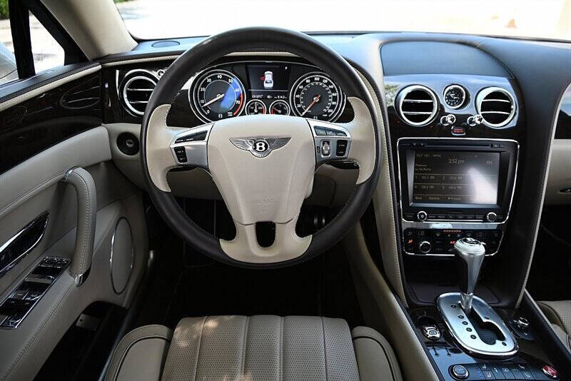 2014 Bentley Flying Spur 36