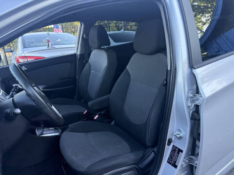 2013 Hyundai Accent GS