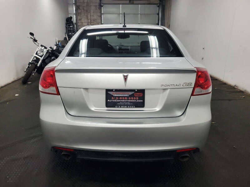 2009 Pontiac G8 Base w/Bluetooth