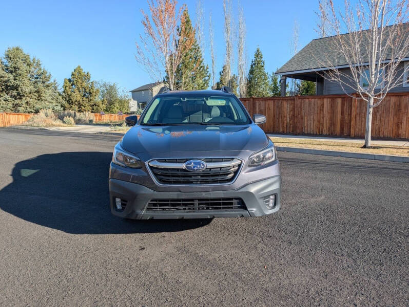 2022 Subaru Outback Premium