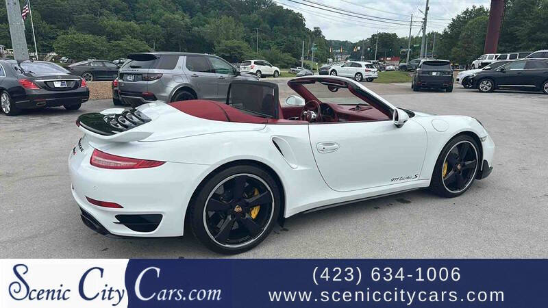 2016 Porsche 911 Turbo S