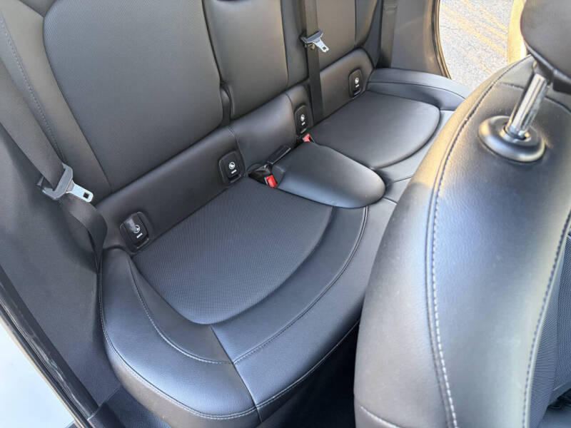 2016 MINI Hardtop 4 Door Cooper