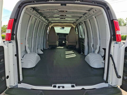 2026 Chevrolet Express 2500