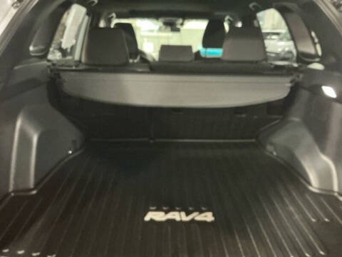 2024 Toyota RAV4 Prime SE