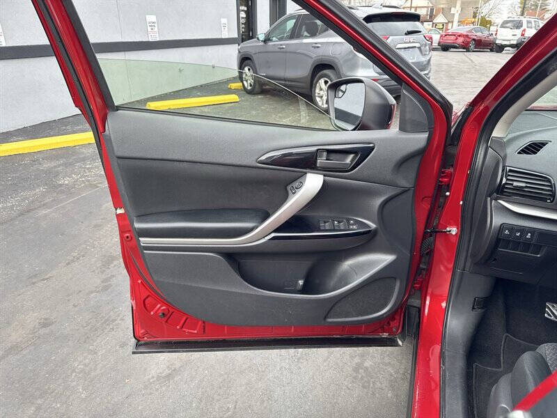 2023 Mitsubishi Eclipse Cross LE